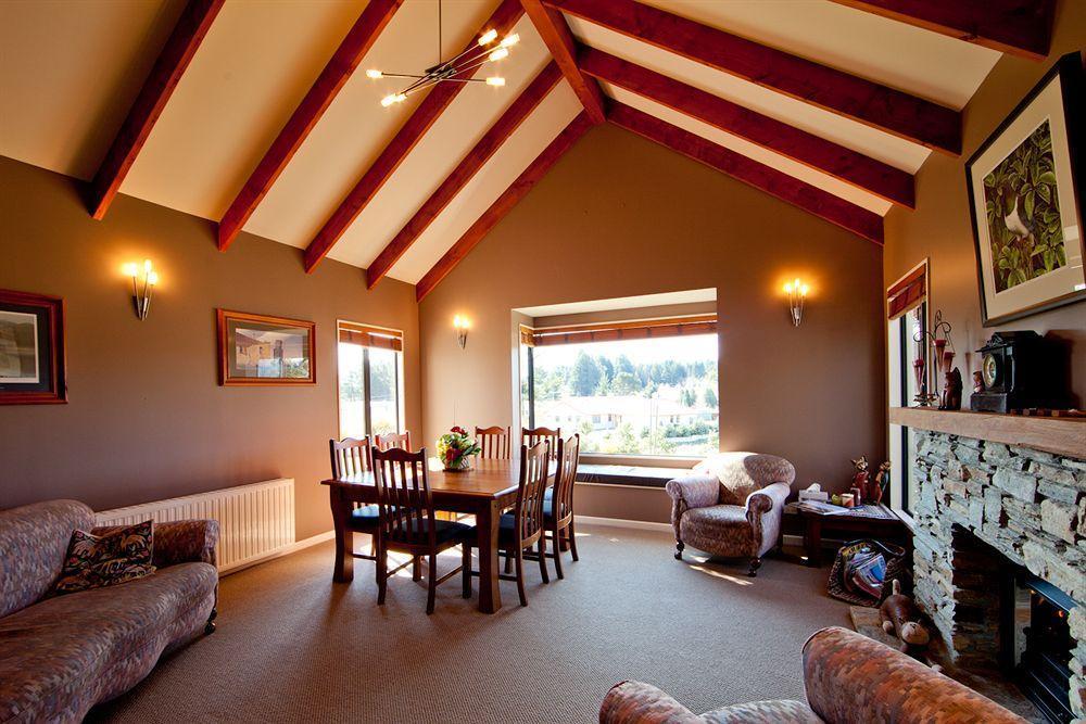 Alpine Peaks Apartment Wanaka Exteriör bild